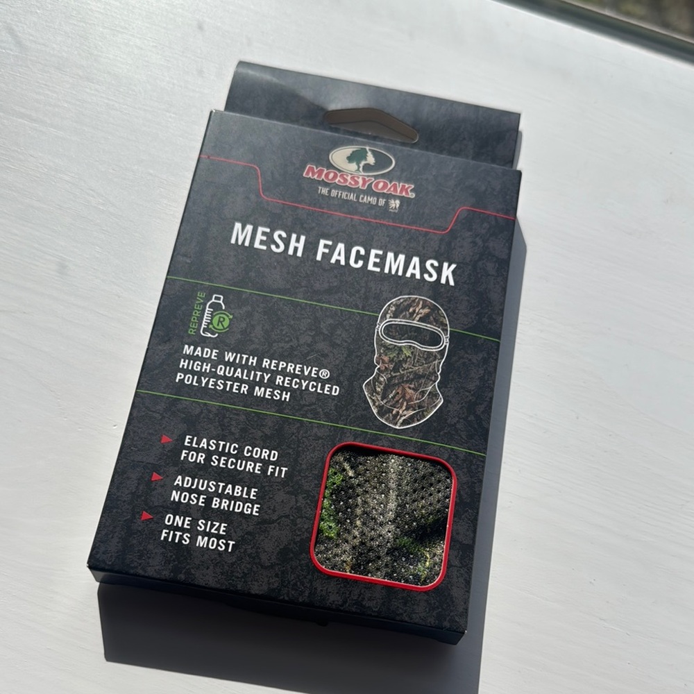 Mossy Oak Mesh Facemask - Black and Green
